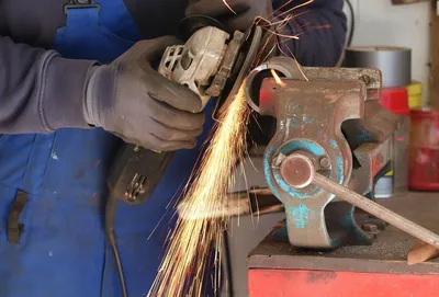 DEWALT DCG405N 18V XR Brushless 125mm Angle Grinder