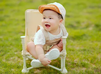 Tommee Tippee Closer to Nature Digital Video and Movement Baby Monitor