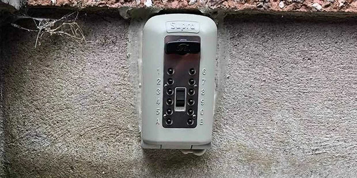 How To Install A Key Safe